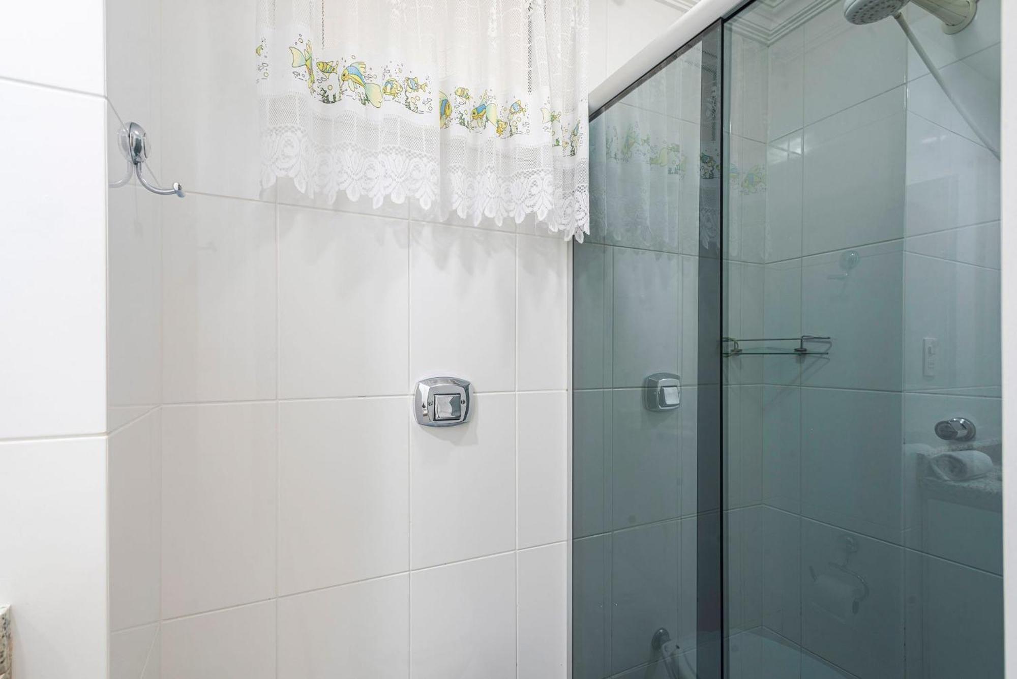 Grja032- Tranquilidade Na Av. Atlantica Com 4q+3wc * Balneario Camboriu