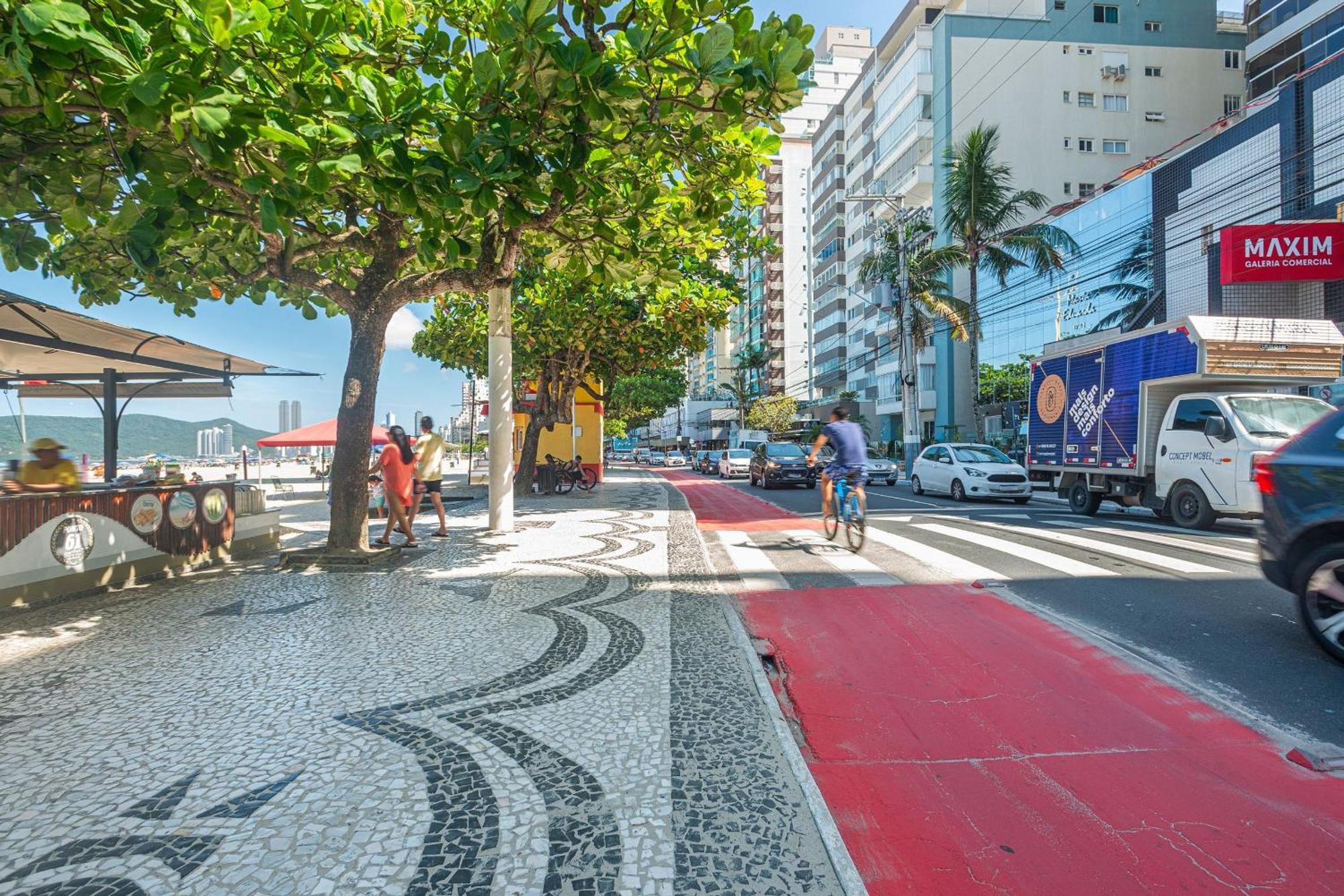 Grja032- Tranquilidade Na Av. Atlantica Com 4q+3wc